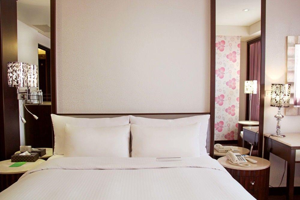 Hej Taipei Arena Hotel Экстерьер фото