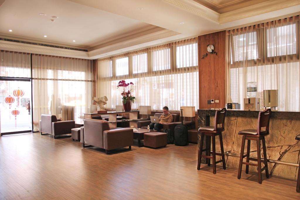 Hej Taipei Arena Hotel Экстерьер фото