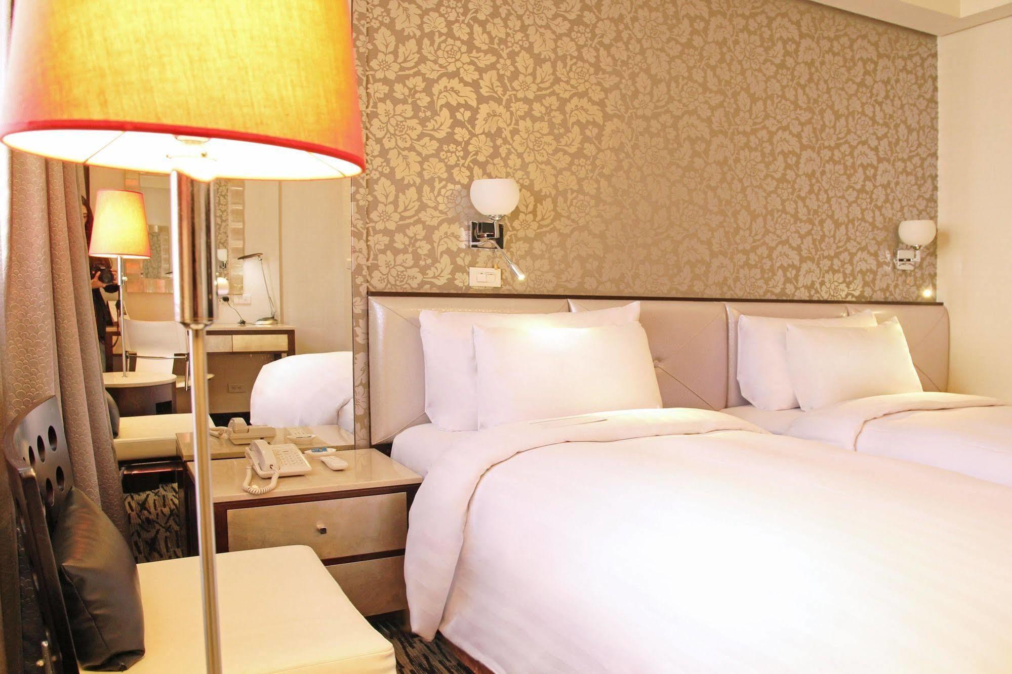 Hej Taipei Arena Hotel Экстерьер фото