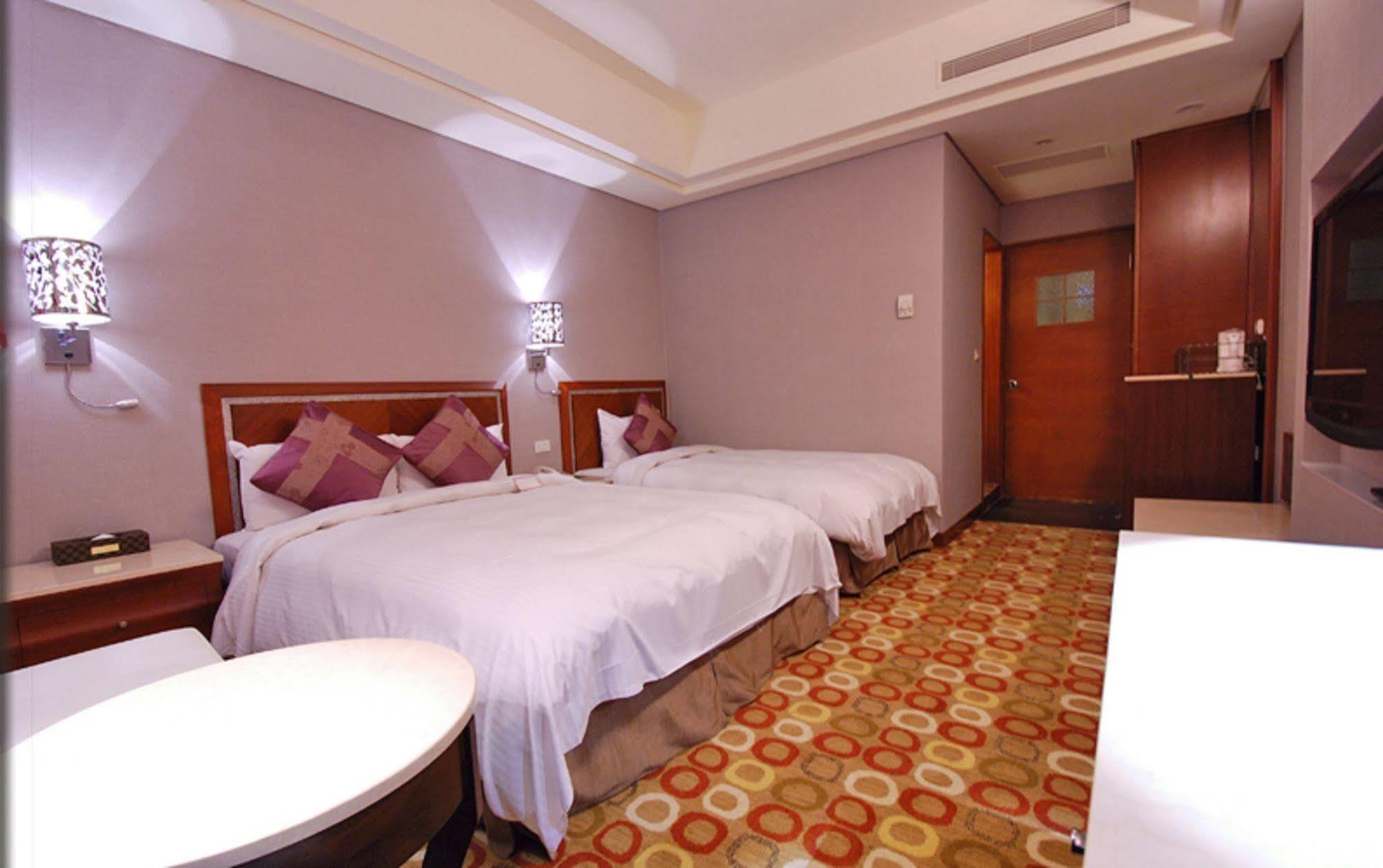 Hej Taipei Arena Hotel Экстерьер фото