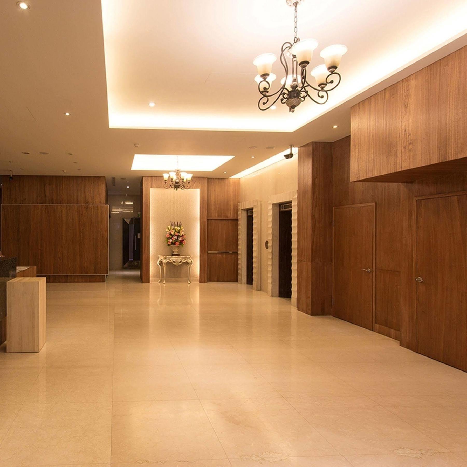 Hej Taipei Arena Hotel Экстерьер фото