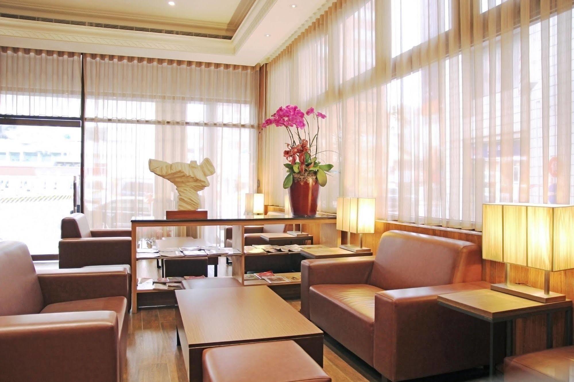 Hej Taipei Arena Hotel Экстерьер фото
