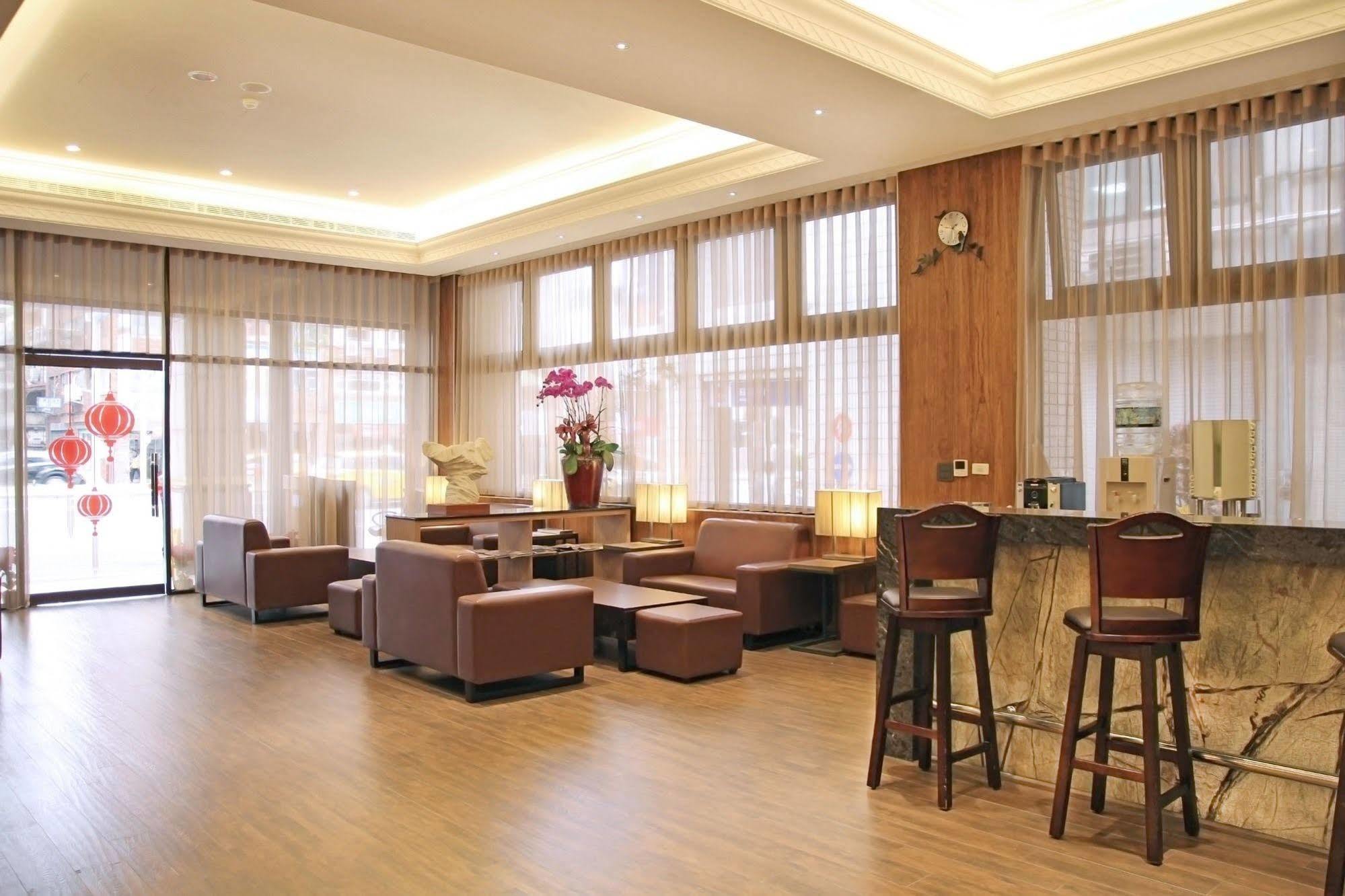 Hej Taipei Arena Hotel Экстерьер фото