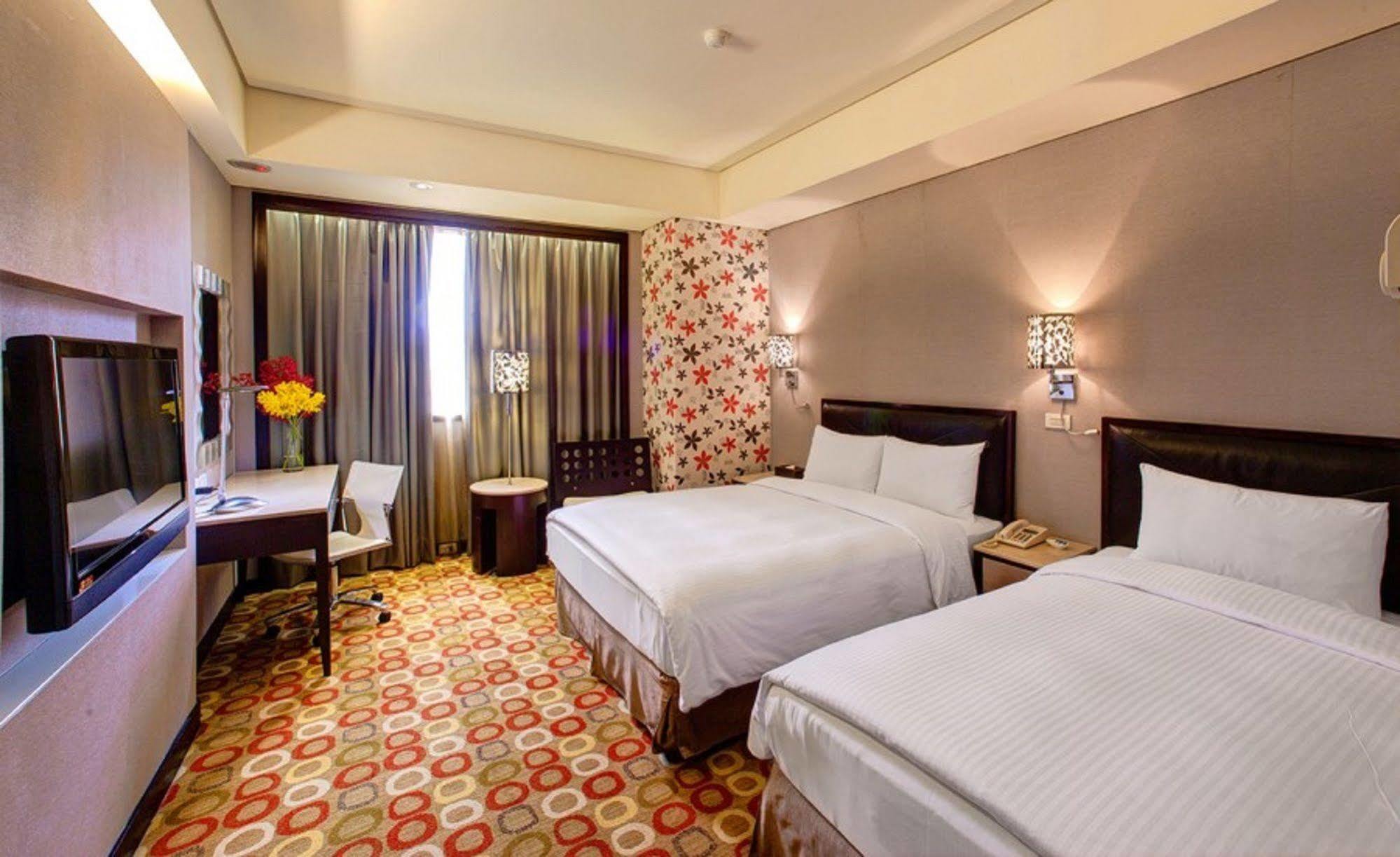 Hej Taipei Arena Hotel Экстерьер фото